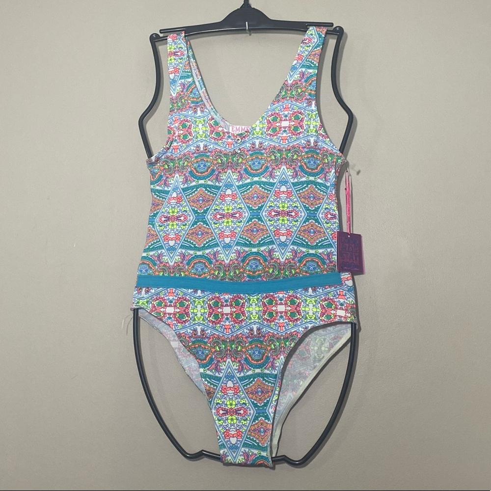 Nwt Emme Jordan || Swim Wear one piece bathing suit size medium